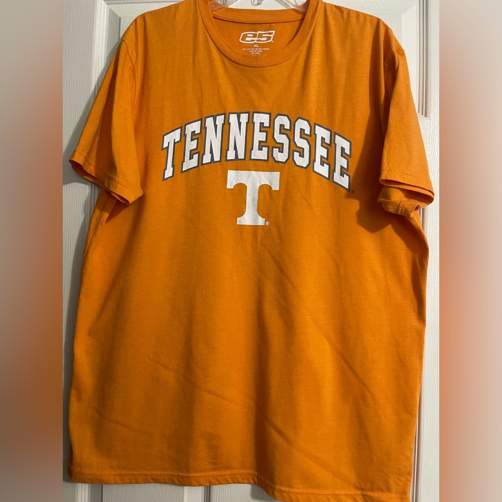 Women’s University of Tennessee T-Shirt